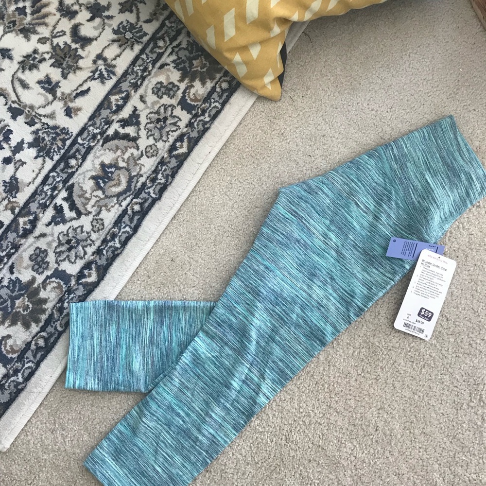 Lululemon Wunder Under Crop